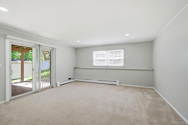 1 Muir Lane, New City, NY 10956