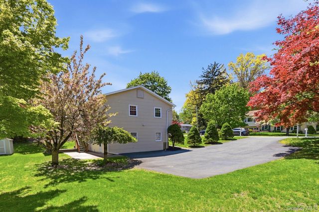 1 Muir Lane, New City, NY 10956