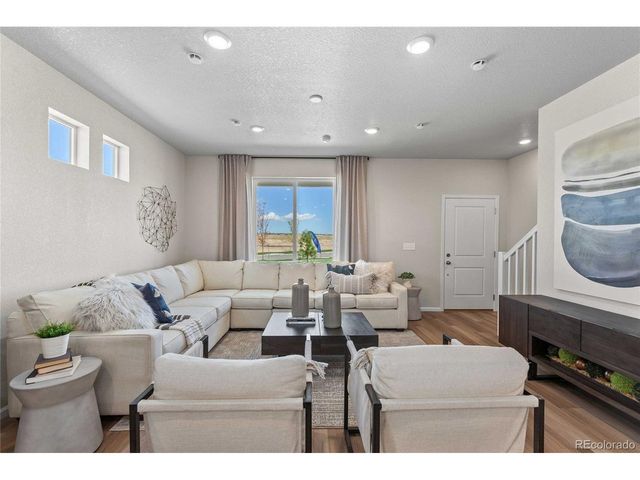 22411 E 46th Ave, Aurora, CO 80019