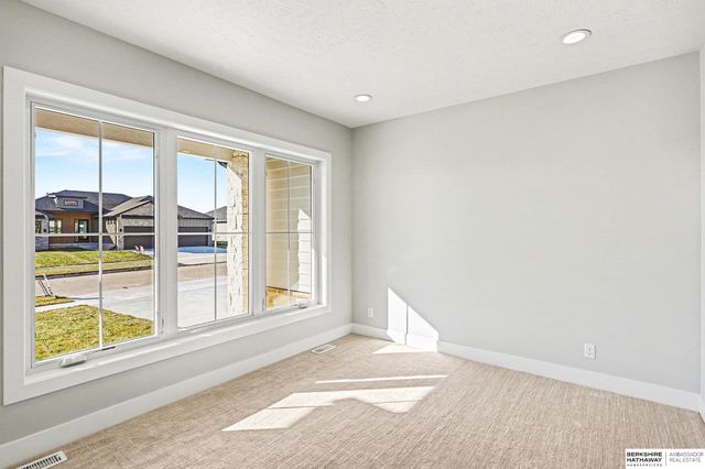 3642 Wilderness Hills Boulevard, Lincoln, NE 68516