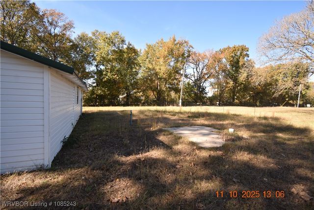 464025 Highway 141, Gans, OK 74936