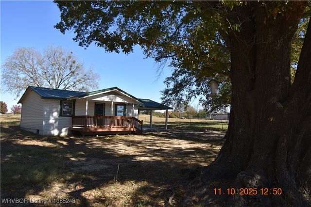 464025 Highway 141, Gans, OK 74936