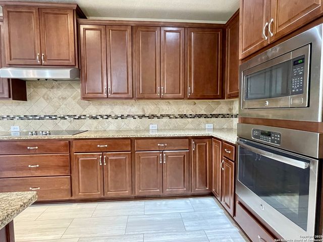 1026 Faith Ranch, San Antonio, TX 78245