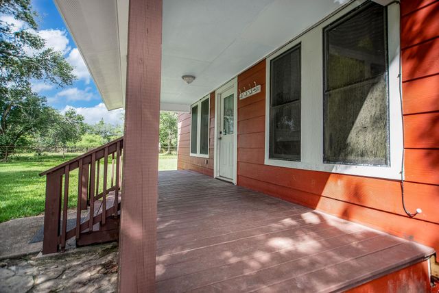 3042 County Road 452, Palacios, TX 77465