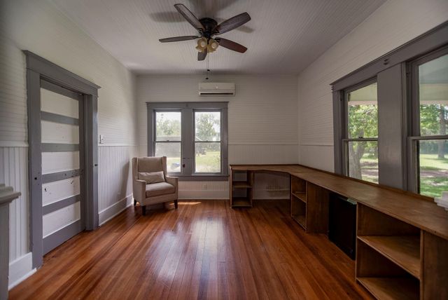 3042 County Road 452, Palacios, TX 77465