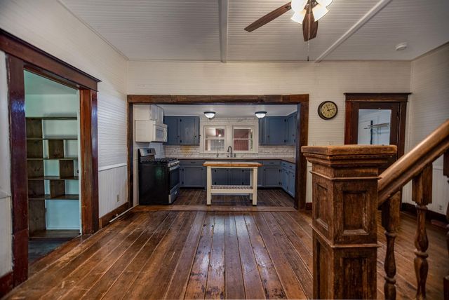 3042 County Road 452, Palacios, TX 77465