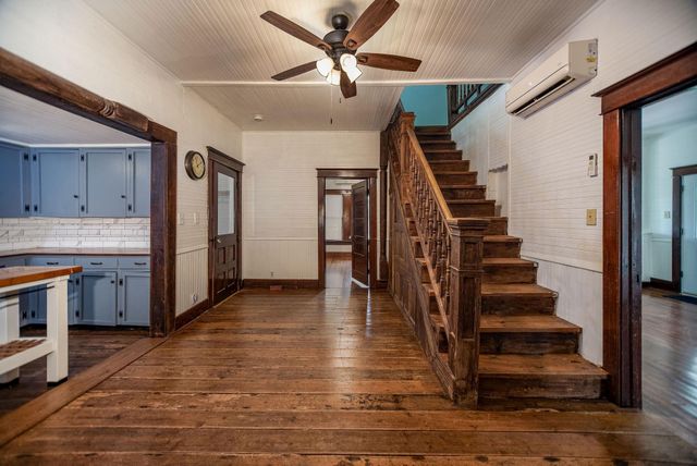 3042 County Road 452, Palacios, TX 77465