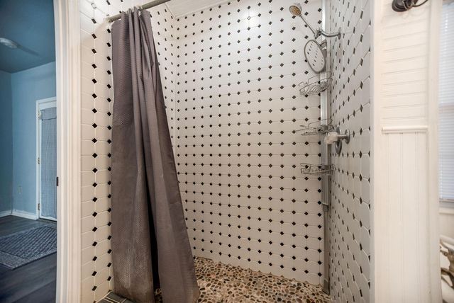 3042 County Road 452, Palacios, TX 77465