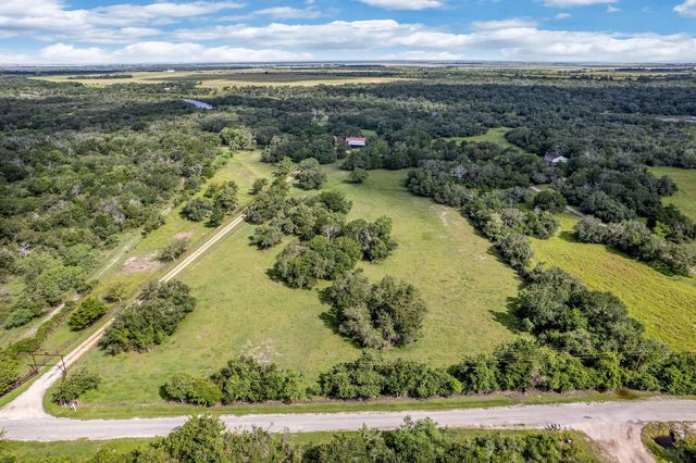 3042 County Road 452, Palacios, TX 77465