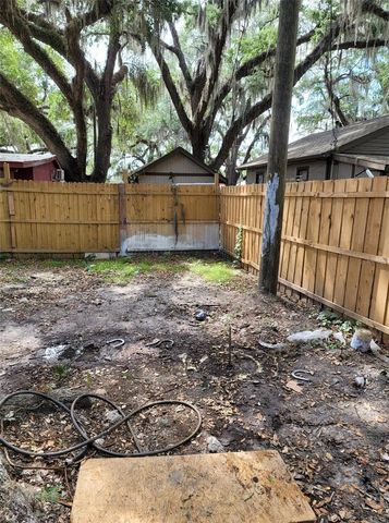 107 E CYPRESS STREET, Kissimmee, FL 34744