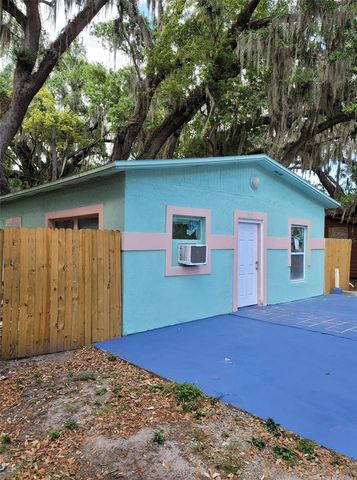 107 E CYPRESS STREET, Kissimmee, FL 34744