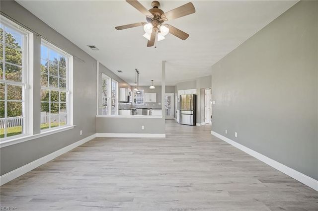 120 Lakes Edge DR, Suffolk, VA 23434