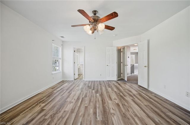 120 Lakes Edge DR, Suffolk, VA 23434