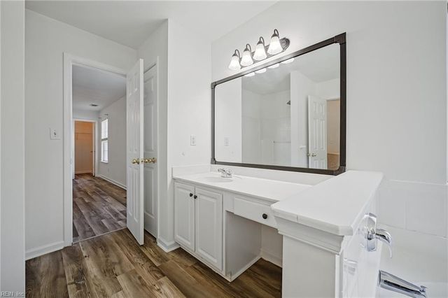 120 Lakes Edge DR, Suffolk, VA 23434