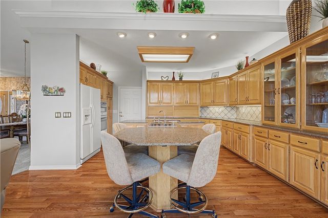 70 McKenzie Drive, Bella Vista, AR 72715