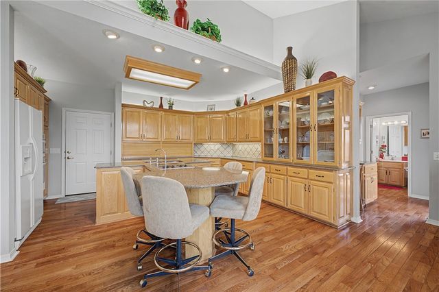 70 McKenzie Drive, Bella Vista, AR 72715