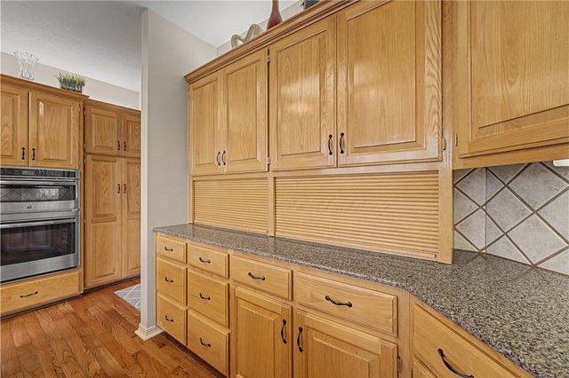 70 McKenzie Drive, Bella Vista, AR 72715