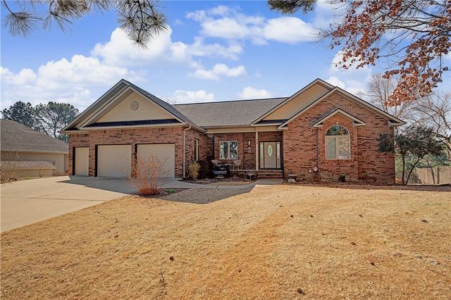 70 McKenzie Drive, Bella Vista, AR 72715