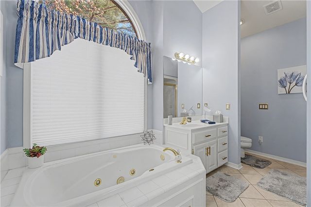 70 McKenzie Drive, Bella Vista, AR 72715