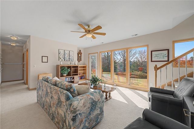 70 McKenzie Drive, Bella Vista, AR 72715