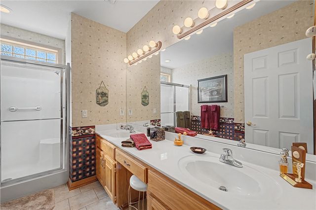 70 McKenzie Drive, Bella Vista, AR 72715