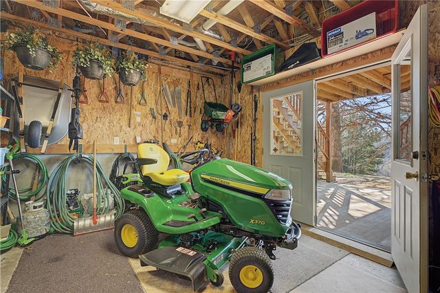 70 McKenzie Drive, Bella Vista, AR 72715