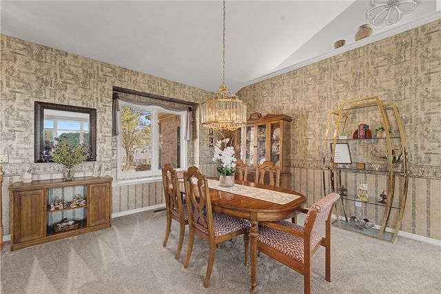 70 McKenzie Drive, Bella Vista, AR 72715