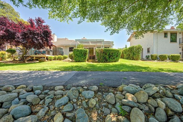 15048 Lago Dr, Rancho Murieta, CA 95683