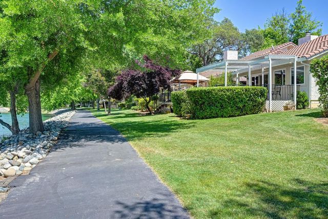 15048 Lago Dr, Rancho Murieta, CA 95683