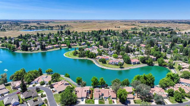 15048 Lago Dr, Rancho Murieta, CA 95683