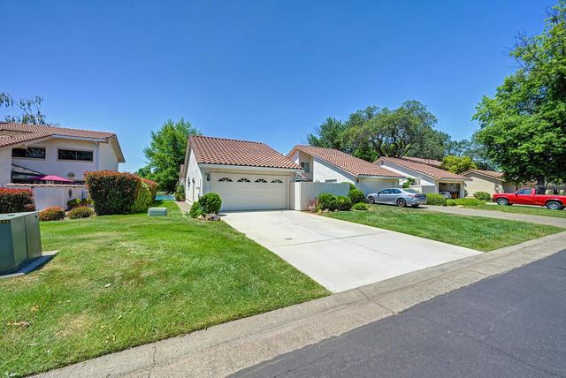 15048 Lago Dr, Rancho Murieta, CA 95683