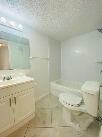 633 N KEENE ROAD APT C, Clearwater, FL 33755
