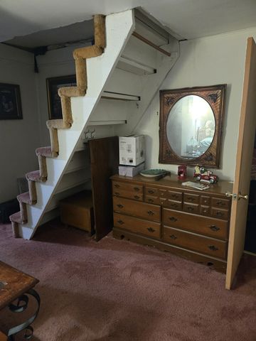 995 Railroad St, Burns, TN 37029