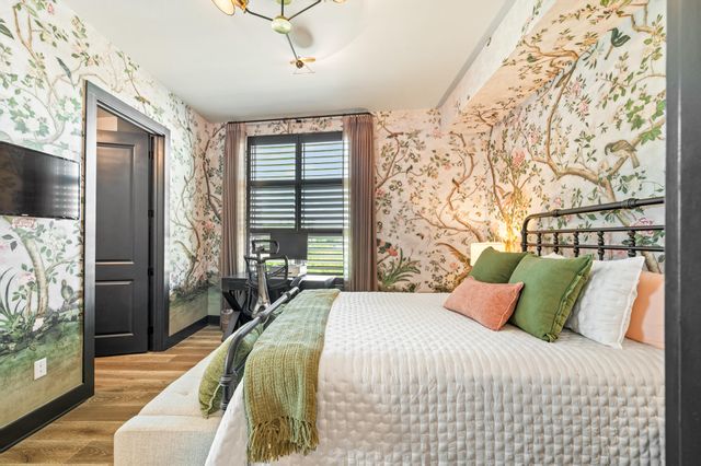 5 Gadsdenboro Street 303, Charleston, SC 29401