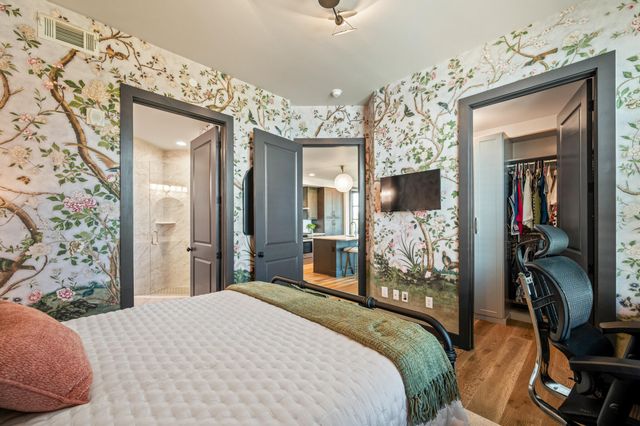 5 Gadsdenboro Street 303, Charleston, SC 29401