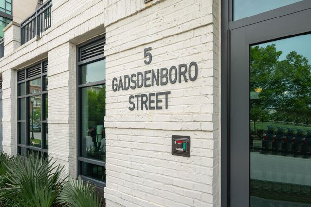 5 Gadsdenboro Street 303, Charleston, SC 29401