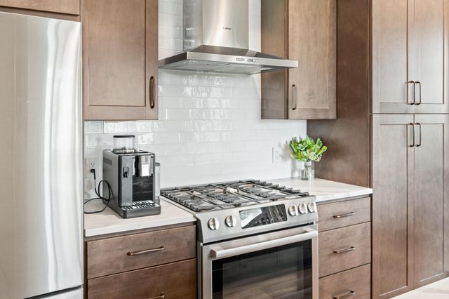 5 Gadsdenboro Street 303, Charleston, SC 29401