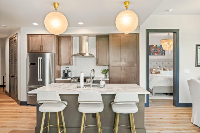 5 Gadsdenboro Street 303, Charleston, SC 29401