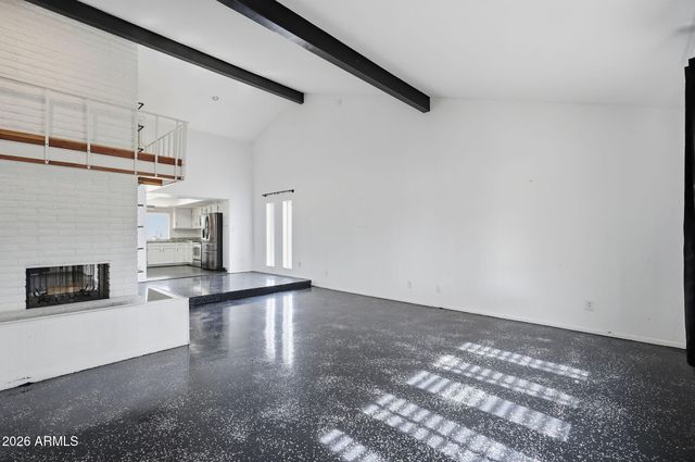 5020 W ROYAL PALM Road, Glendale, AZ 85302