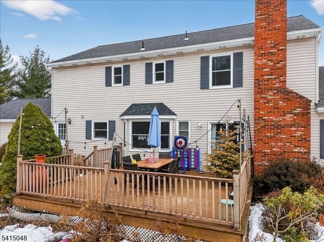 5 Fisher Ct, East Amwell Twp., NJ 08551