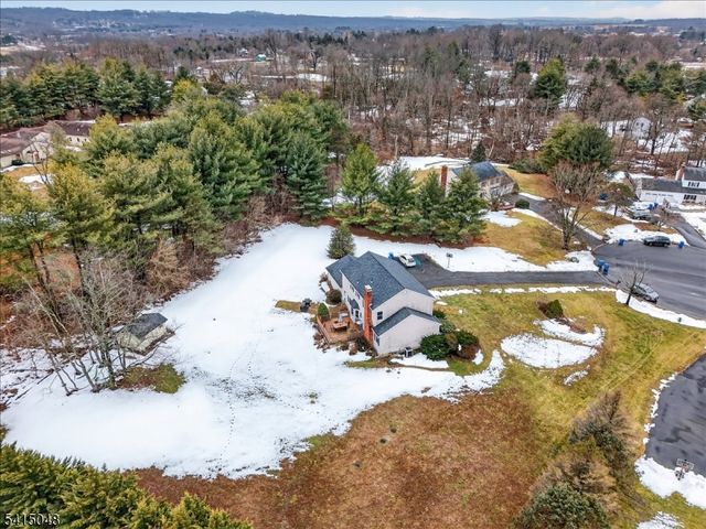 5 Fisher Ct, East Amwell Twp., NJ 08551