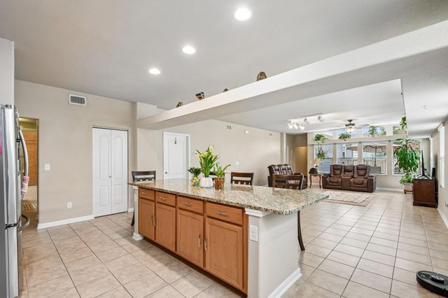 1373 Nevarez, Kyle, TX 78640