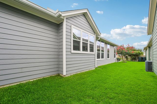 1373 Nevarez, Kyle, TX 78640