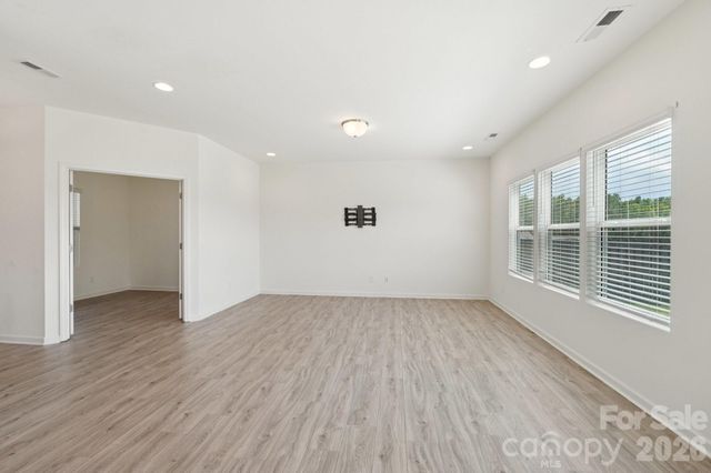 120 Mooring Drive, Statesville, NC 28677