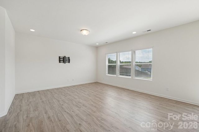 120 Mooring Drive, Statesville, NC 28677