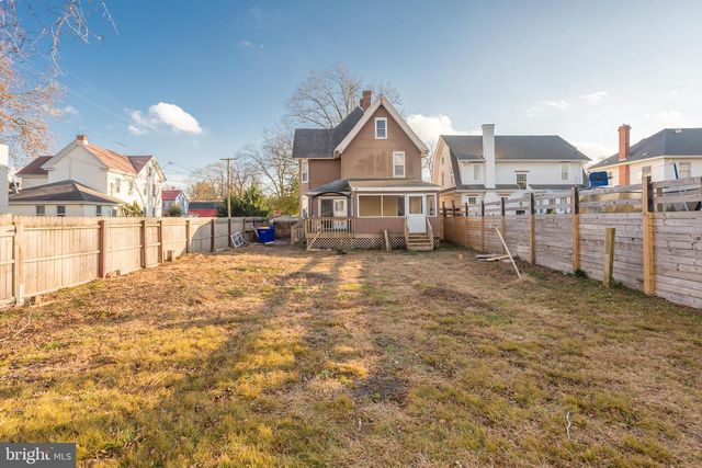 106 DELAWARE AVE, Bridgeville, DE 19933