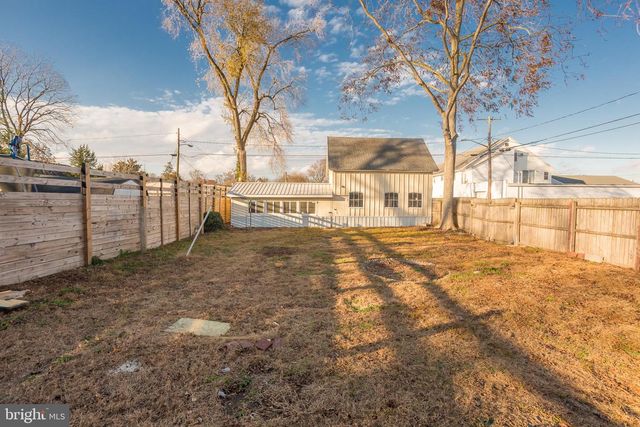 106 DELAWARE AVE, Bridgeville, DE 19933