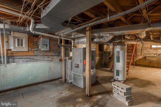 106 DELAWARE AVE, Bridgeville, DE 19933