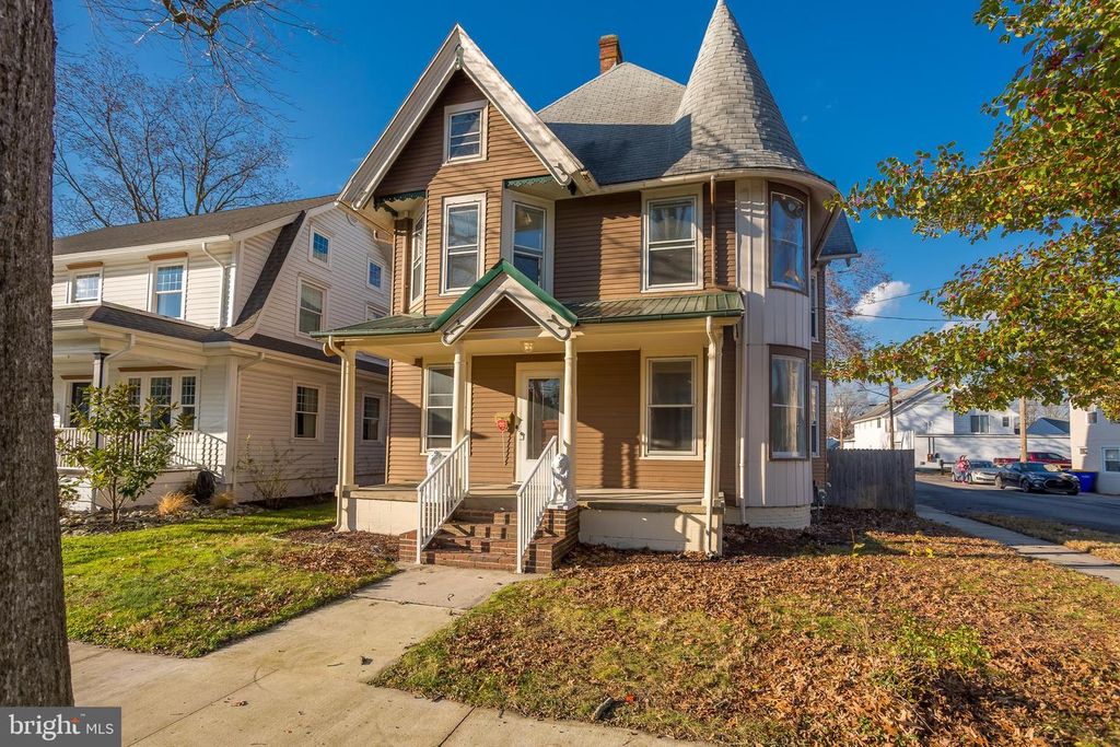 106 DELAWARE AVE, Bridgeville, DE 19933