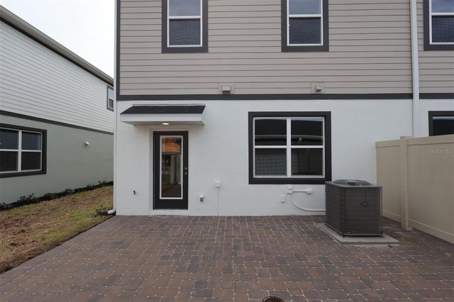 1362 MOUNT ROYAL DRIVE, St Cloud, FL 34771